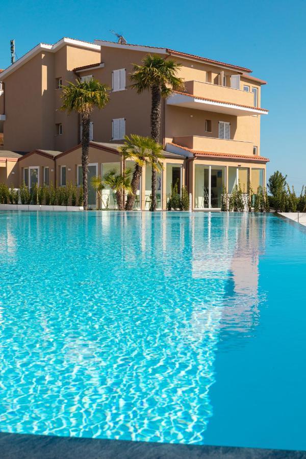 Pietra Bianca Hotel Numana Exterior foto
